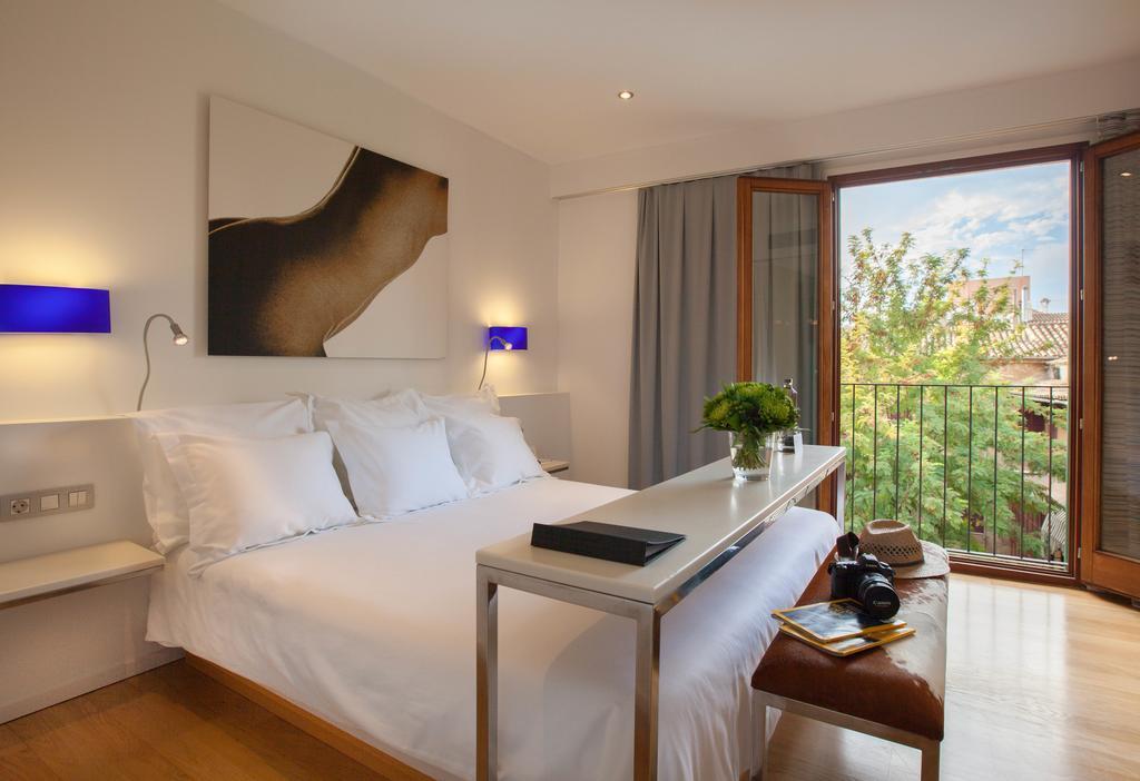 Petit Palace Hotel Tres Palma Kültér fotó