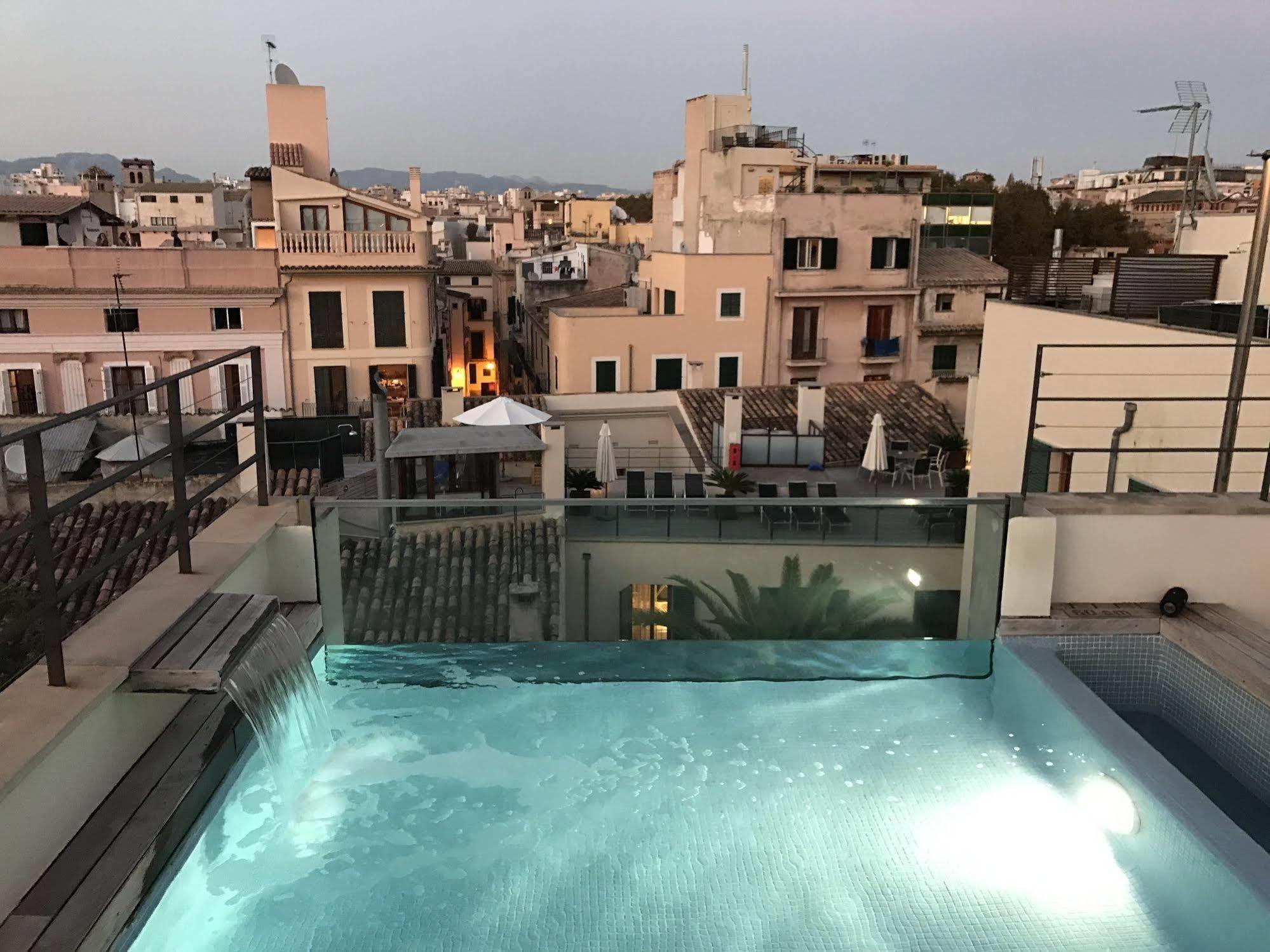 Petit Palace Hotel Tres Palma Kültér fotó