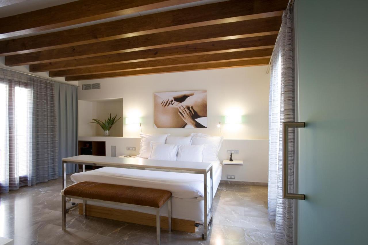 Petit Palace Hotel Tres Palma Kültér fotó