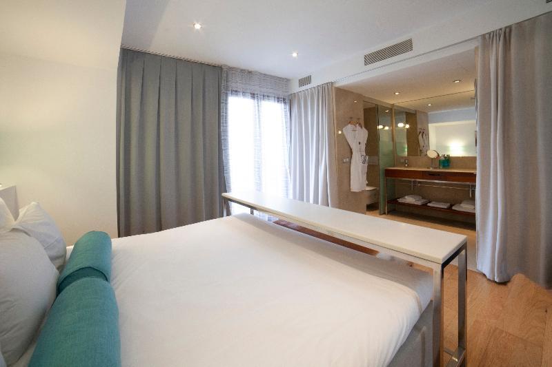 Petit Palace Hotel Tres Palma Kültér fotó
